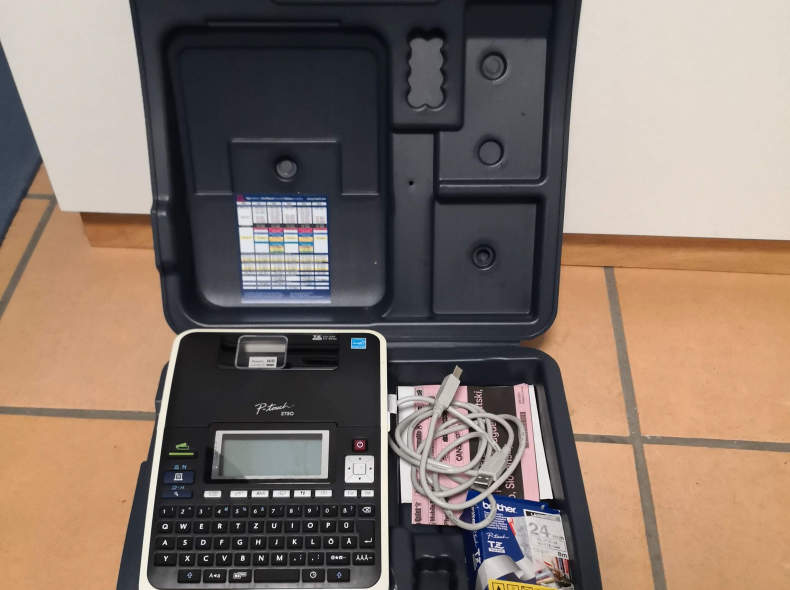23768 P Touch Beschriftungsmaschine