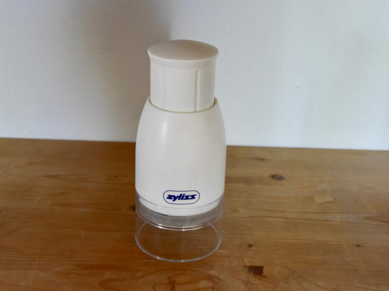 23797 Zwiebelhacker