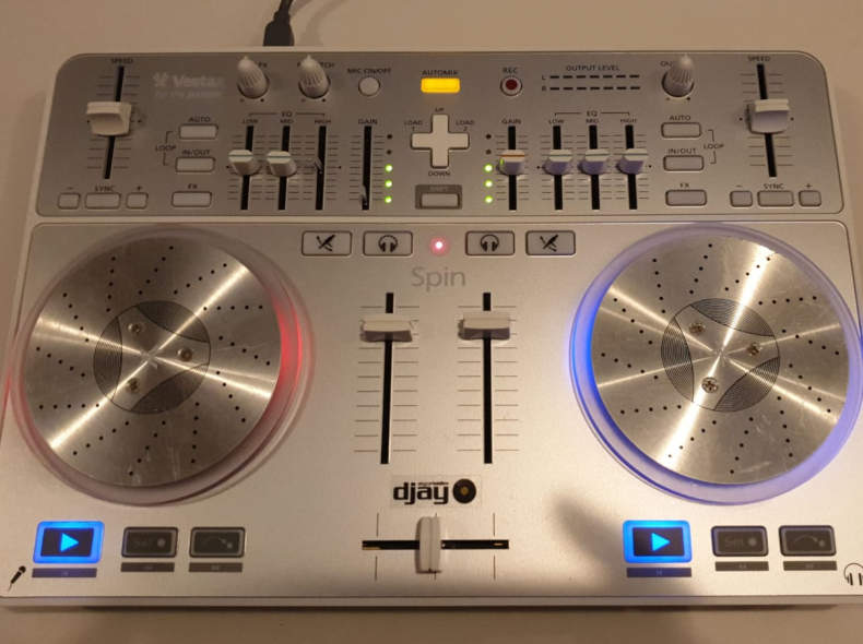 23936 Vestax Spin Dj Controller