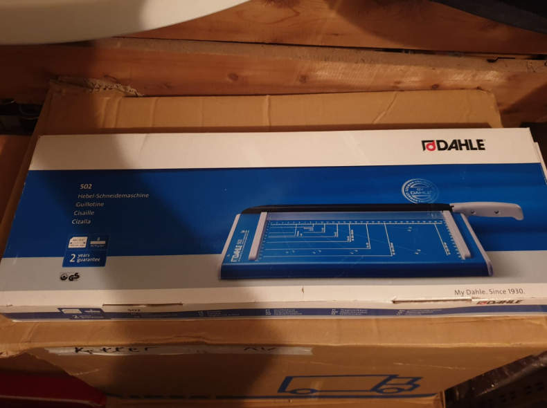23945 Schneidemaschine DAHLE 502, für A4