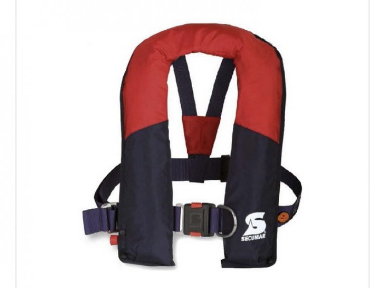 24152 2 neue Schwimmwesten Secumar Arkona