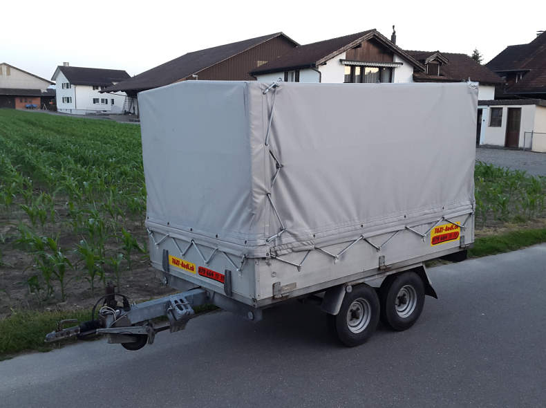 24170 Anhänger 2 Achser St.Gallen