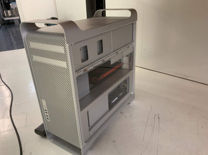 24498 MacPro 12 Core 128 Gb ram