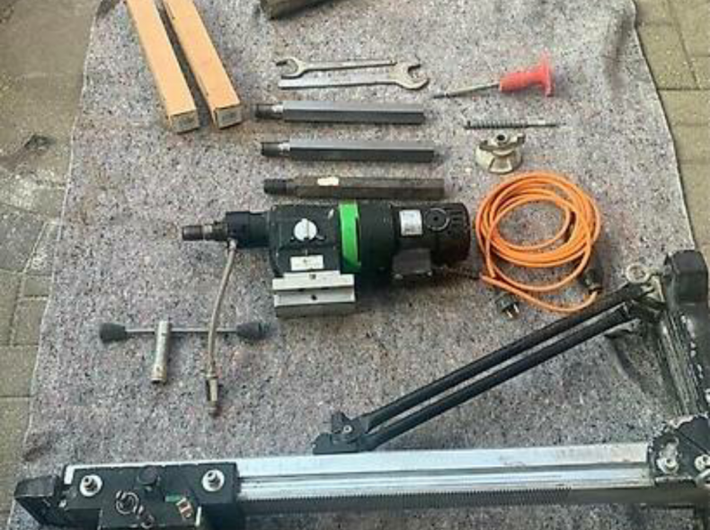 25056 Kernbohrmaschine D=50 BIS 120MM