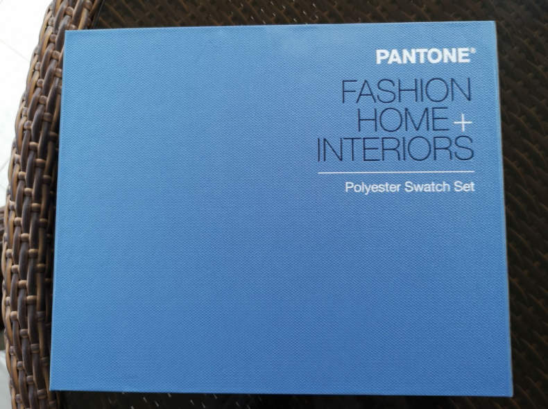 25079 PANTONE Swatch Set / Fashion & Home