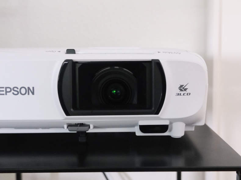25228 Beamer Epson Full HD, 3000lm