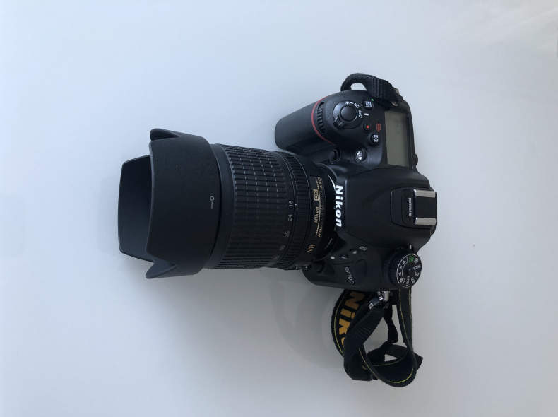 25566 Nikon D7100 mit Zubehör