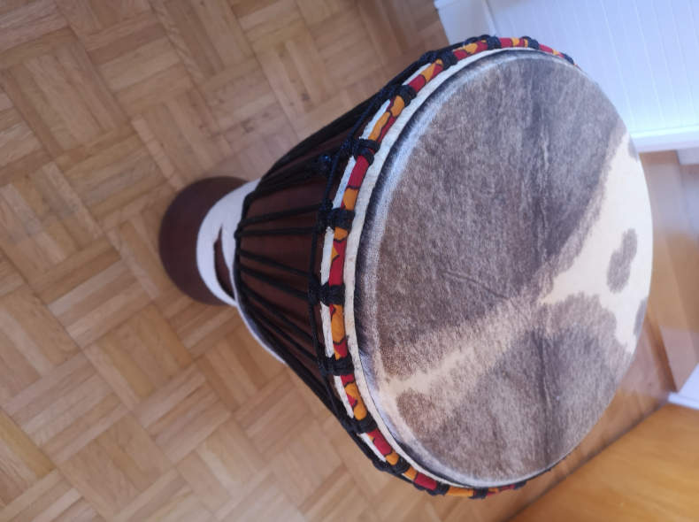 DJEMBÉ (Trommel aus Westafrika) mieten Sharely