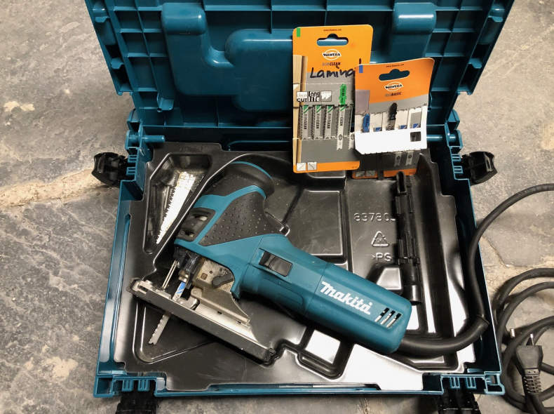 25901 Pendelstichsäge MAKITA 4351FCT