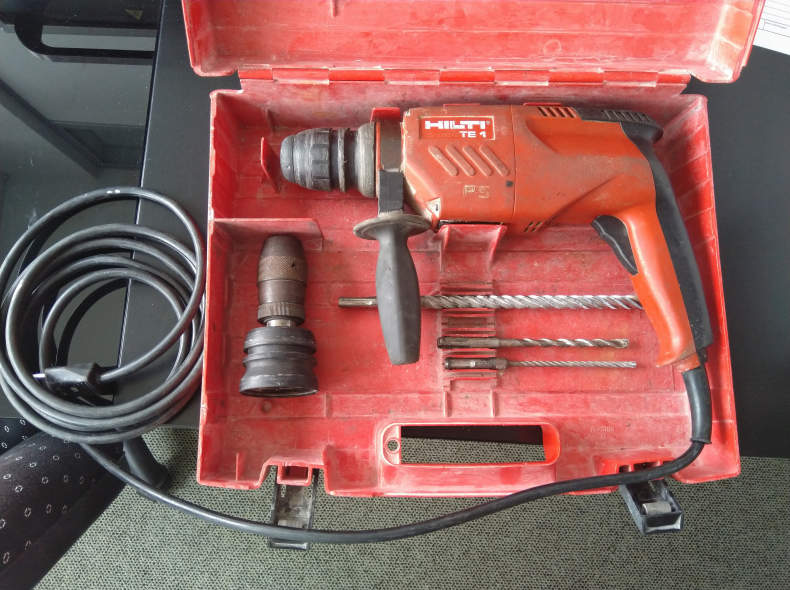 25957 Hilti - TE1 Schlagbohrmaschiene