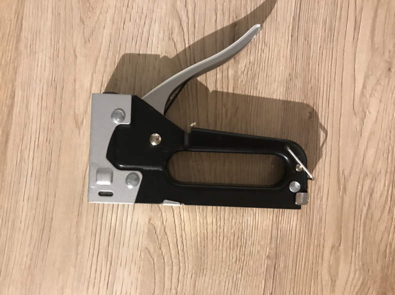 27383 Bostitch Pistole (Postitsch/Tacker)
