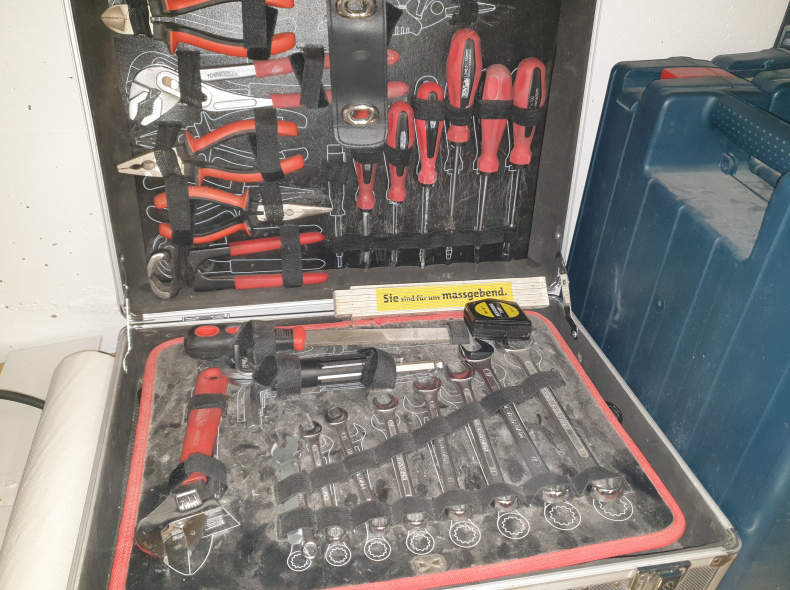 27477 Werkzeugkoffer alles was man brauch