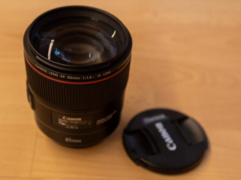 27614 Canon EF 85mm f/1.4 L IS USM