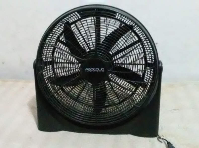 27793 Ventilator