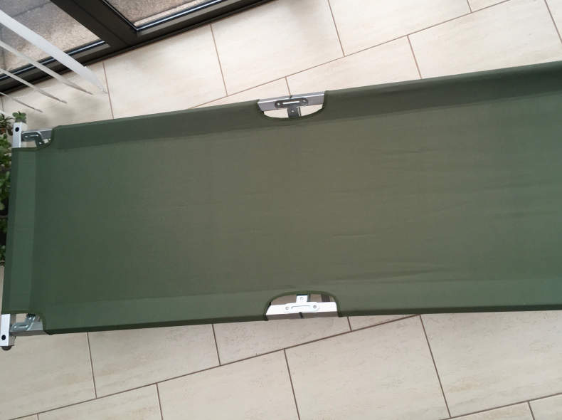 27819 Feldbett mit Aluminium-Rahmen