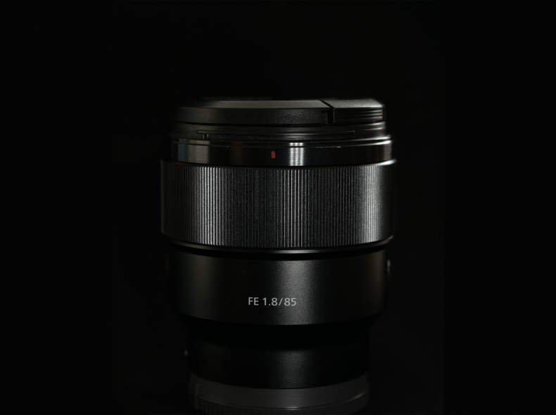 27933 Sony Fe 85mm 1.8