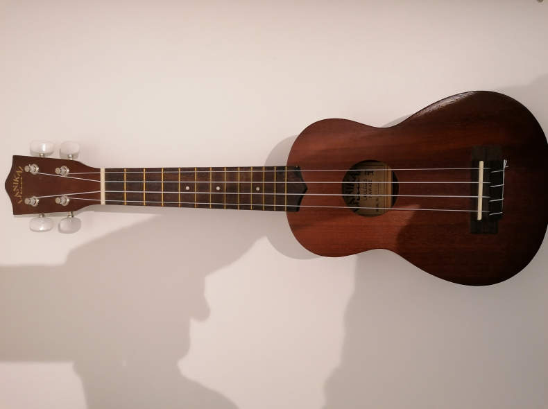 28166 Ukulele Lanikai