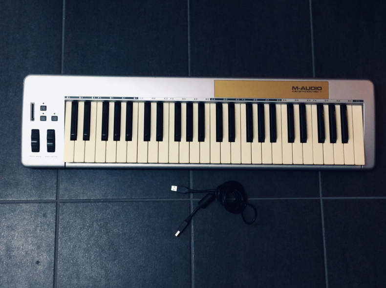 midi keyboard kabel
