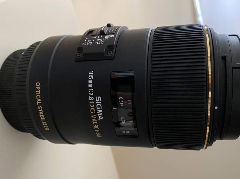 28571 Sigma 105mm 2.8 DG Macro HSM Canon