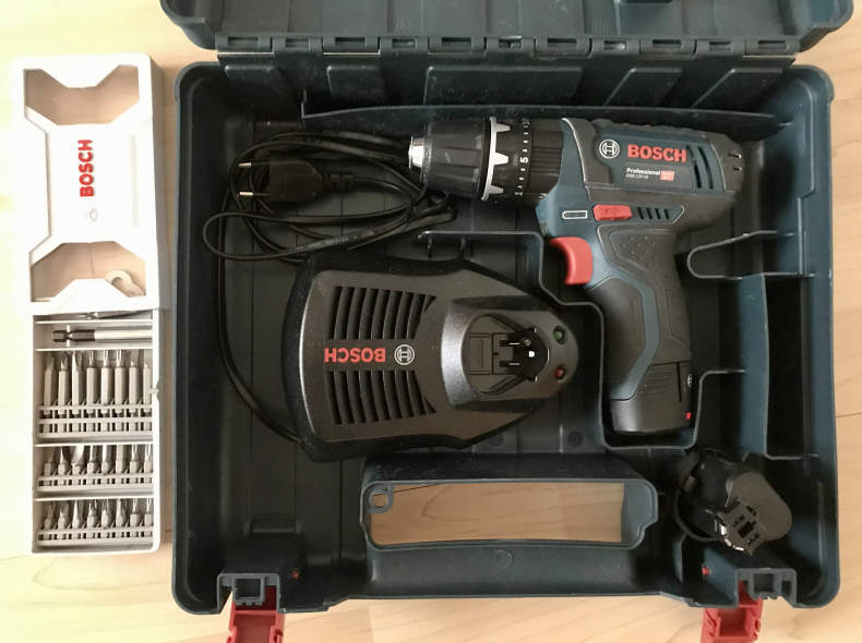 28621 Akku Bohrmaschine BOSCH