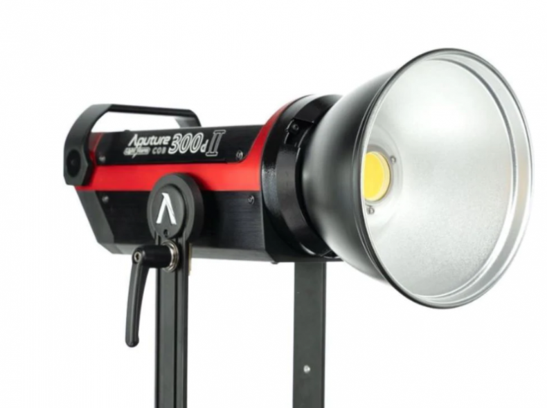 28773 Aputure 300d II Videolicht