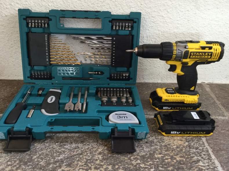 3027 Akku Bohrmaschine STANLEY FATMAX