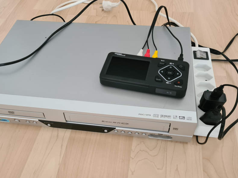 VHS Kassetten digitalisieren mieten Sharely