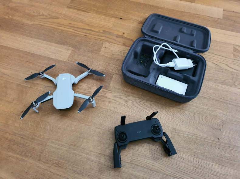 30096 Dji mini Drohne