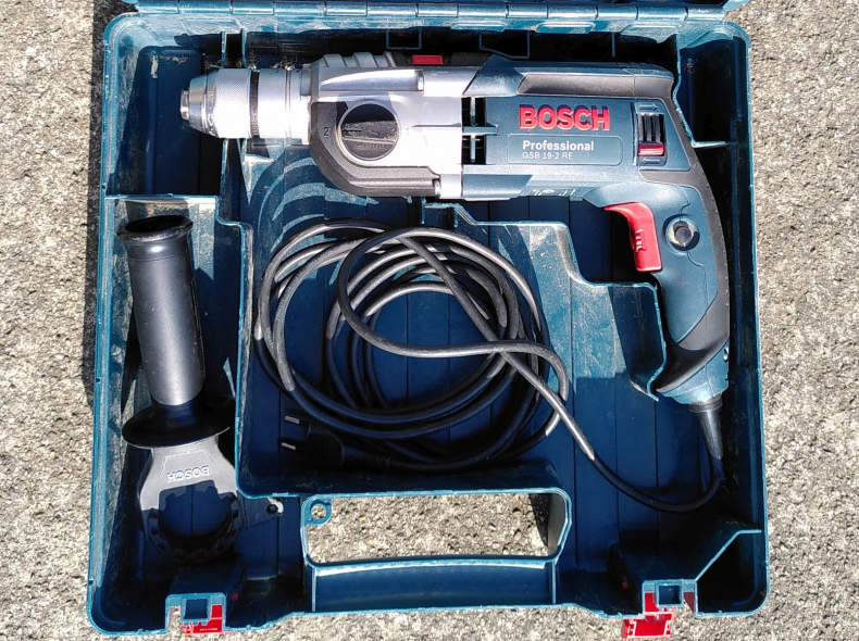 30288 Bosch Schlagbohrmaschine