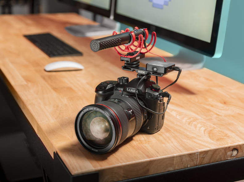 31530 Rode Dual Mic Hotshoe & Split Cable
