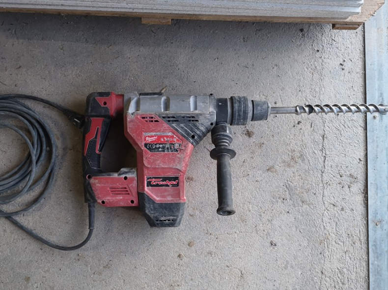 31584 Bohrhammer & Spitzhammer mittel