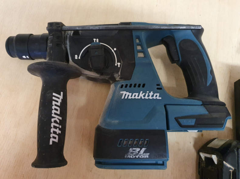 31716 Makita Akku Bohrhammer DHR 243