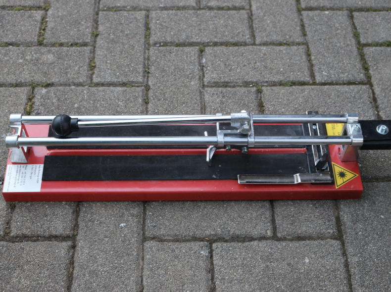 31903 Fliesenschneider