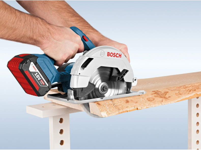 32054 Bosch Professional Handkreissäge