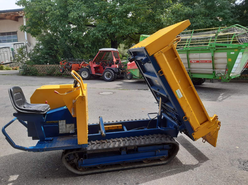 32680 Raupendumper, Huki, Motorgarette