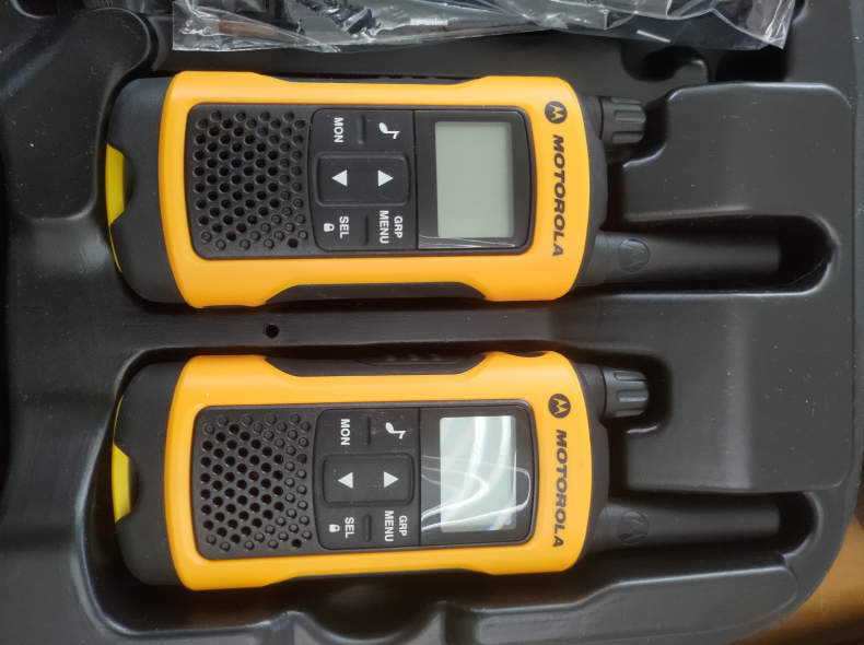 32709 4 Motorola Funkgeräte