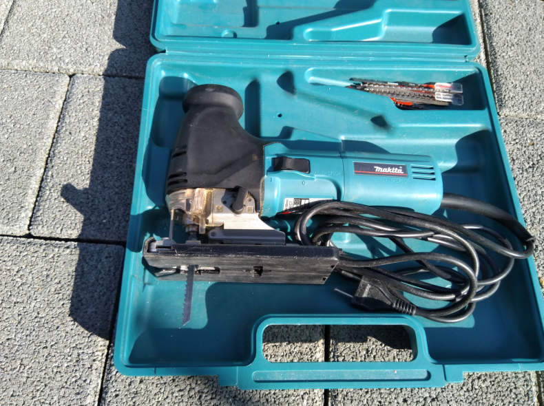33205 Stichsäge Makita