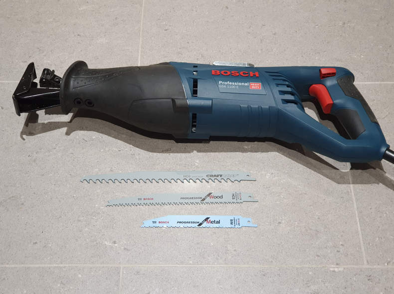 33215 BOSCH Säbelsäge GSA 1100 E