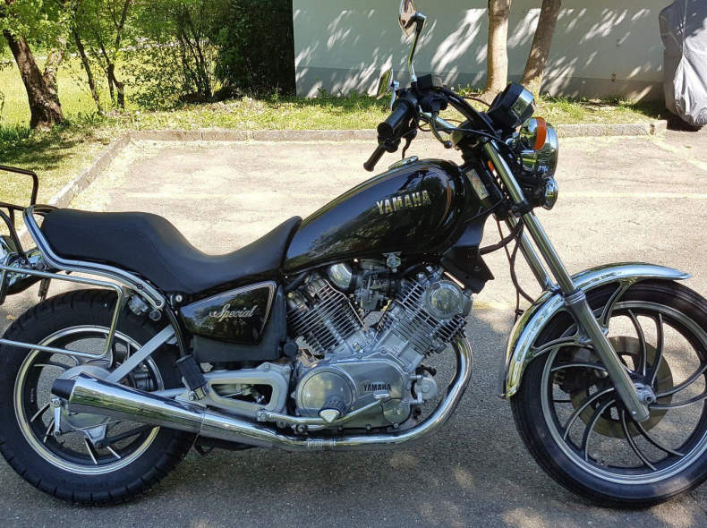 33604 Yamaha XV 750 SE - Chopper (1984)